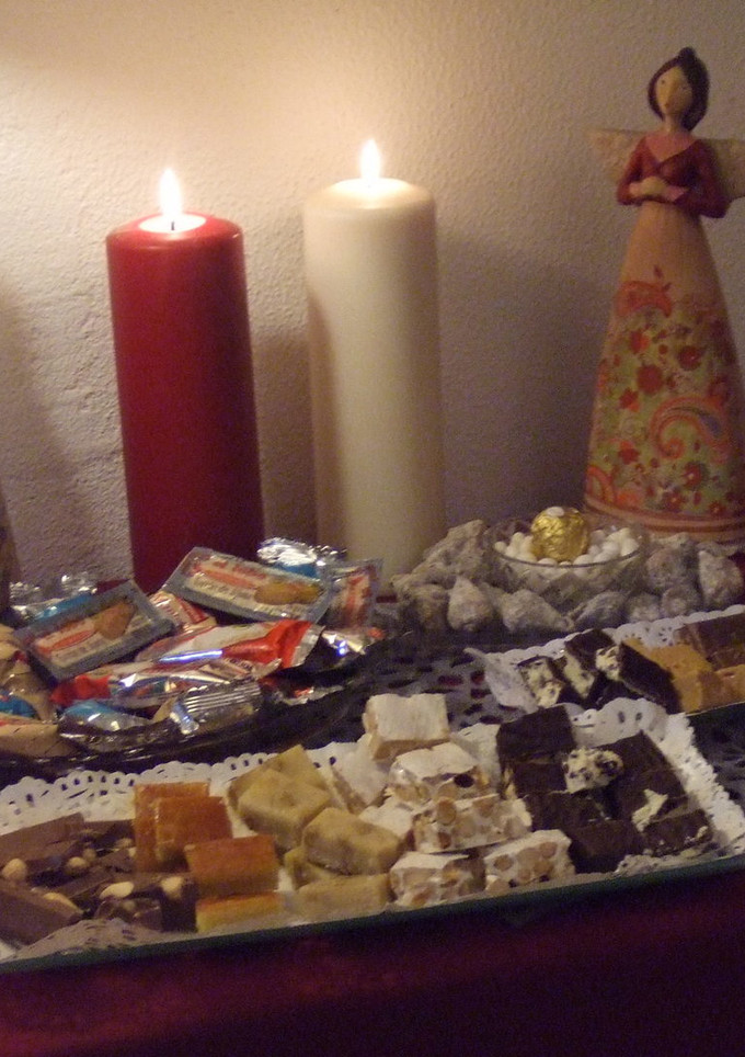 Una foto de Mesa de dulces para Navidad y Año nuevo