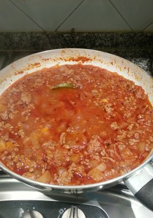 Una foto de Salsa Boloñesa con vino blanco