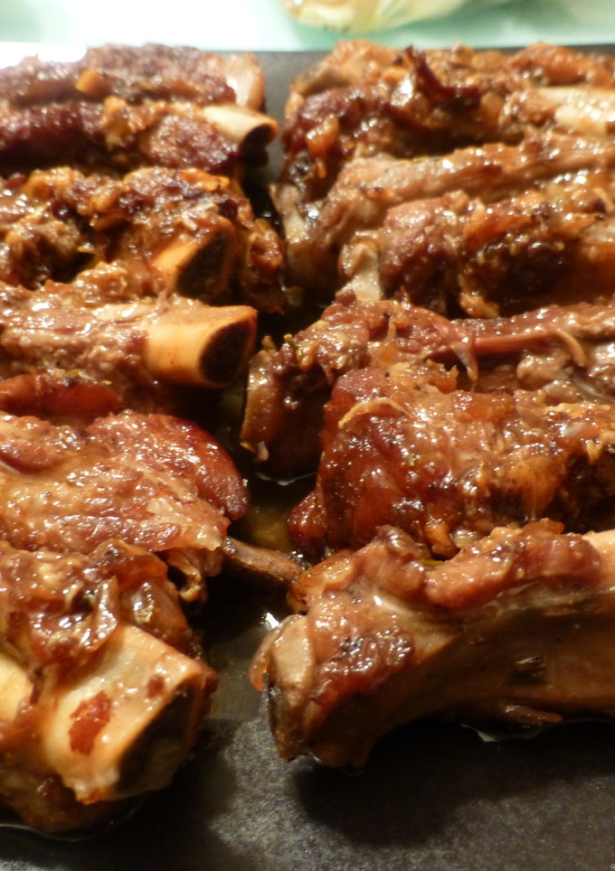 Una foto de Costillas de cerdo a la cazuela
