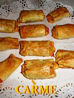 Foto principal de Bocaditos de masa filo con jamón serrano y queso