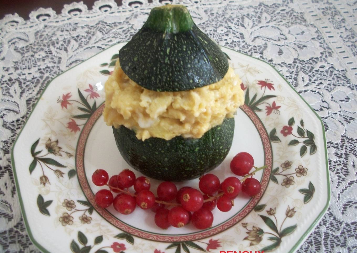 Calabacín relleno con zarangollo murciano