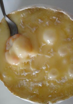 Una foto de Camembert con gambas