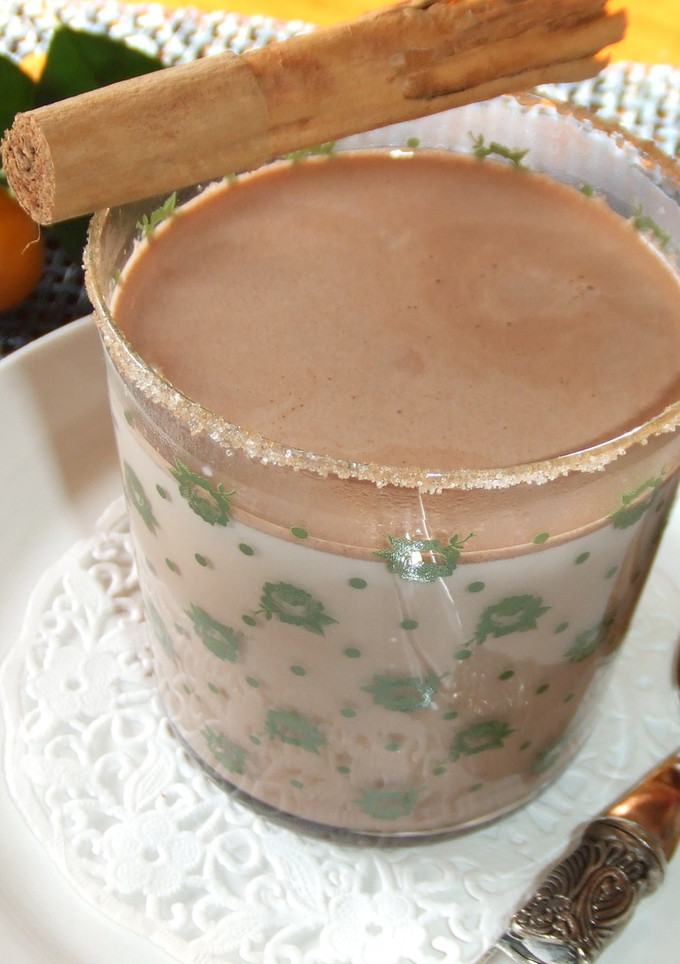 Una foto de Chocolate caliente al aroma de ron