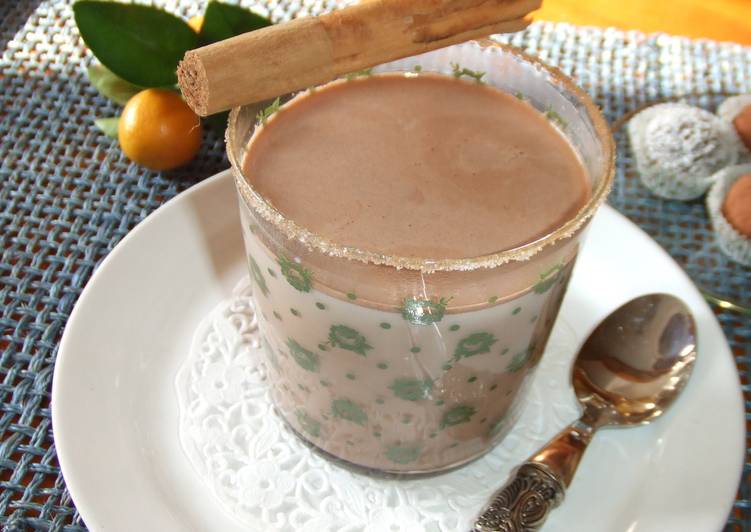 Chocolate caliente al aroma de ron