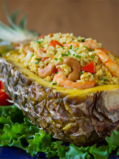 Una foto de Arroz frito con piña