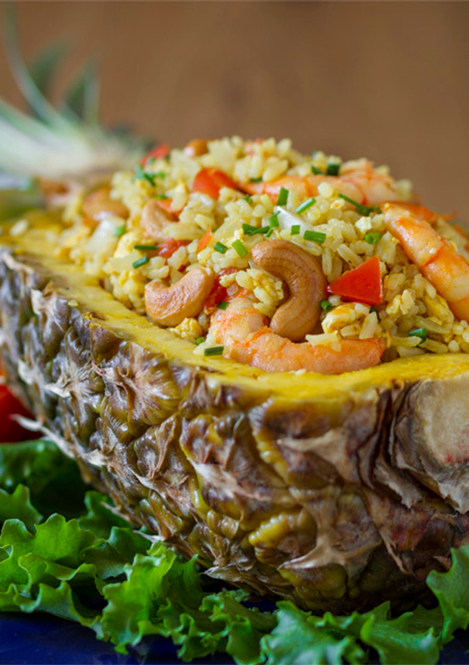Una foto de Arroz frito con piña