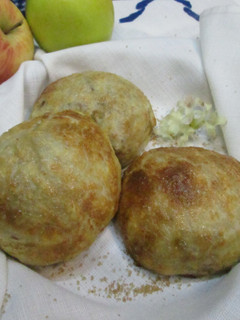 Una foto de Pastelitos de manzanas a la canela