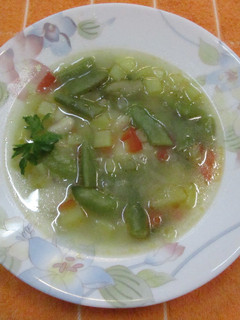 Una foto de Sopa de legumbres y judías