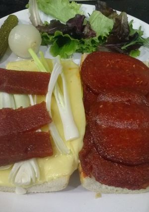 Una foto de Bocata de sobrasada y queso
