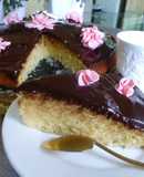 Tarta de nueces, chocolate y claveles de azúcar