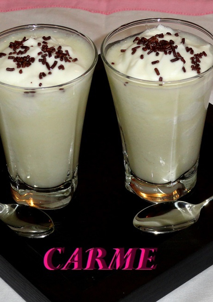 Una foto de Vasitos de crema de queso y melón