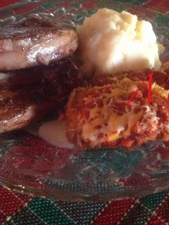 Una foto de Filete migñon con puré de papa