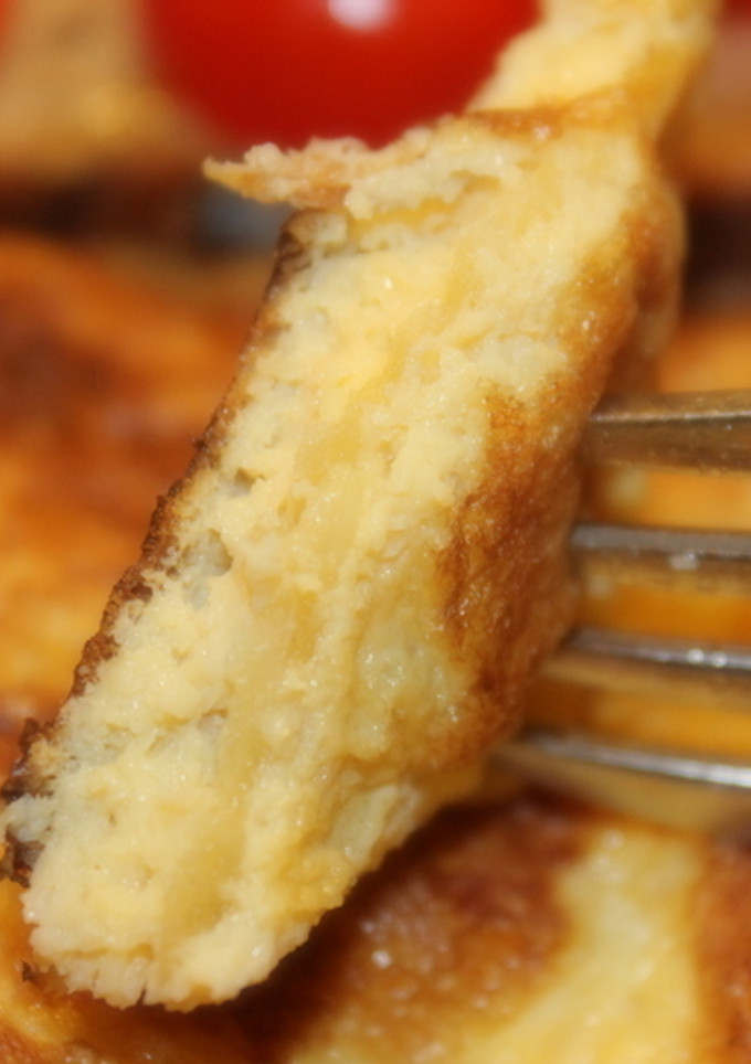 Una foto de Tortilla de patatas chips al jamón