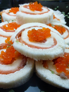 Foto principal de Canapés de salmón con queso mascarpone