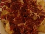 Huevos rotos con jamón ibérico