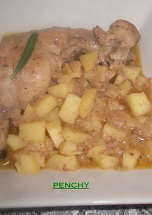 Una foto de Pollo con paté a las finas hierbas en salsa