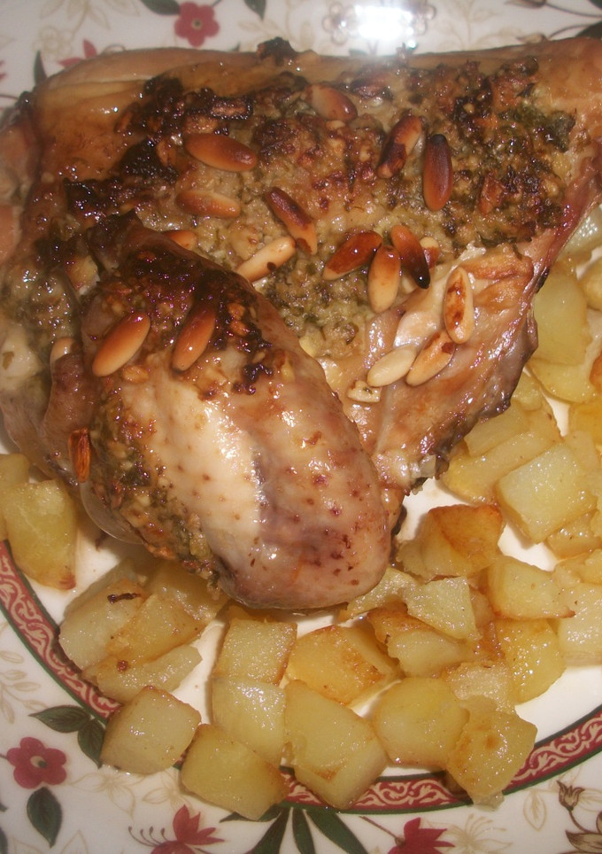 Una foto de Pechuga de pollo empiñonada