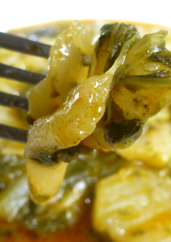 Una foto de Acelga troceada con ajitos y pimentón