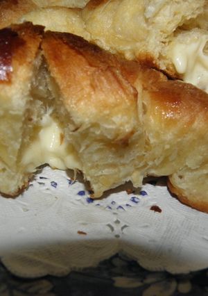 Una foto de Medialunas con queso