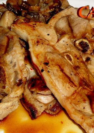Una foto de Chuletas de cordero con salsa agridulce