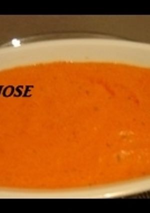 Una foto de Salsa brava picantona