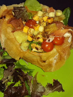 Una foto de Ensalada en una tulipa