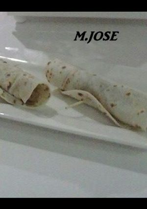 Una foto de Burritos rellenos de pollo