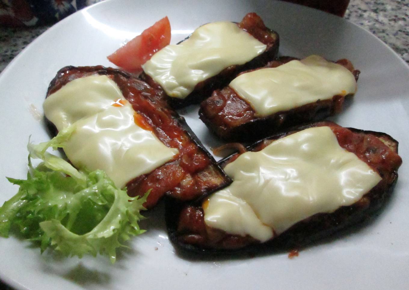 Pizzetas de berenjenas con champiñones<br />