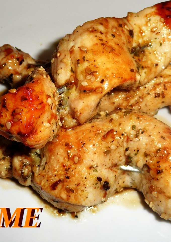 Una foto de Brochetas de pavo con miel y mostaza