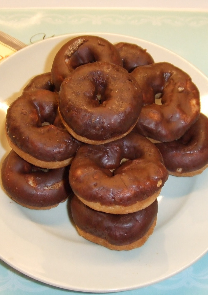 Una foto de Mini donuts con chocolate al aroma de naranja