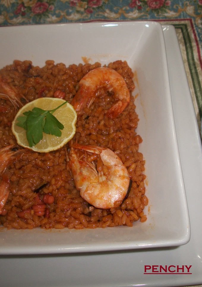 Una foto de Caldero cartagenero de pulpo y langostinos del Mar Menor