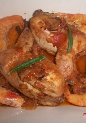 Una foto de Codornices con langostinos del Mar Menor al horno