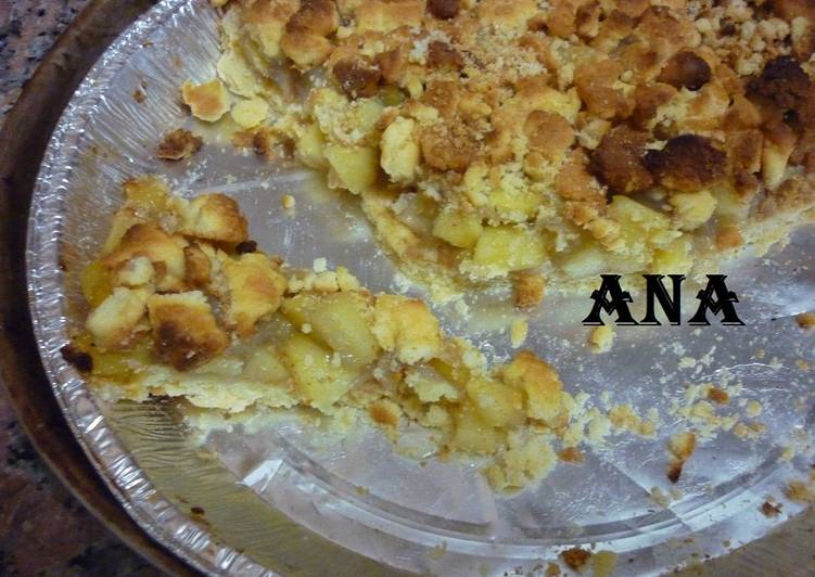 Tarta de manzana granulada casera