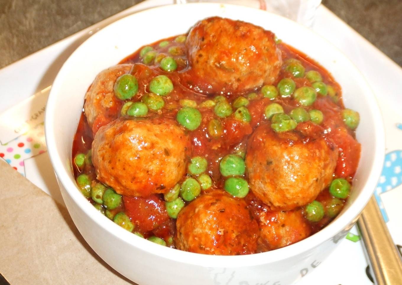 Albóndigas de cordero con su salsa<br />