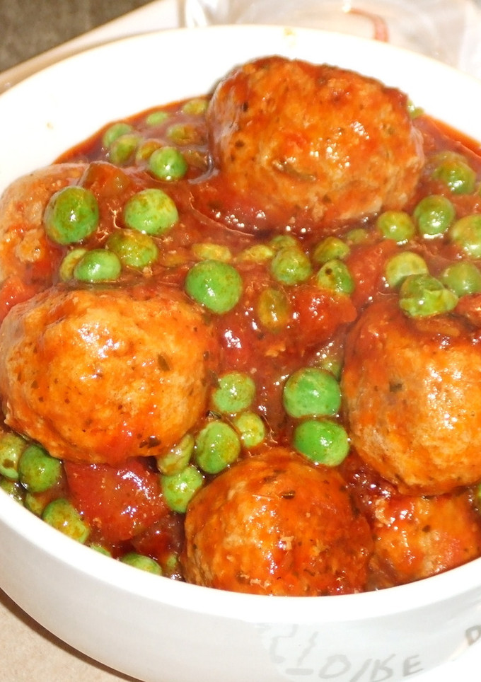 Una foto de Albóndigas de cordero con su salsa