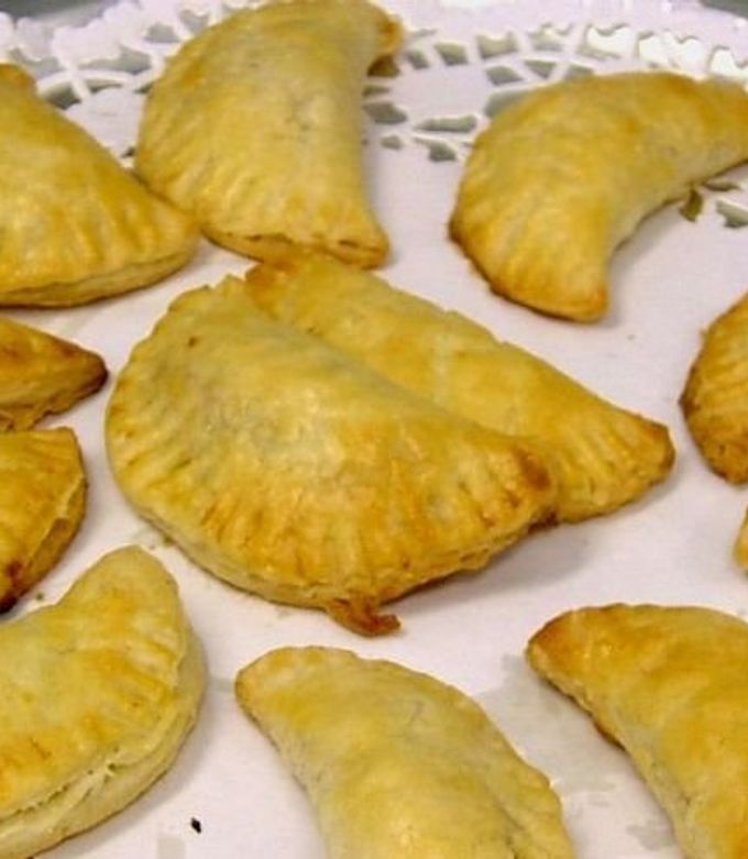 Una foto de Empanadas de leche