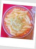 Rigattoni con salsa de arvejas y camarones
