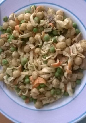 Foto principal de Encuentros de legumbres con carne de mar y carne de tierra
