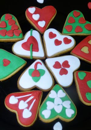 Una foto de Galletas de mantequilla decoradas para San Valentín
