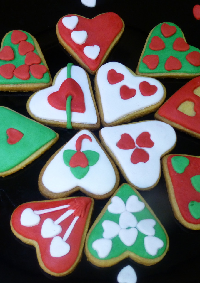 Una foto de Galletas de mantequilla decoradas para San Valentín
