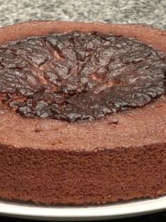 Una foto de Bizcocho de chocolate y yogur natural