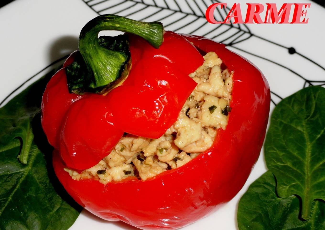 Pimiento relleno de pollo con soja y miel<br />