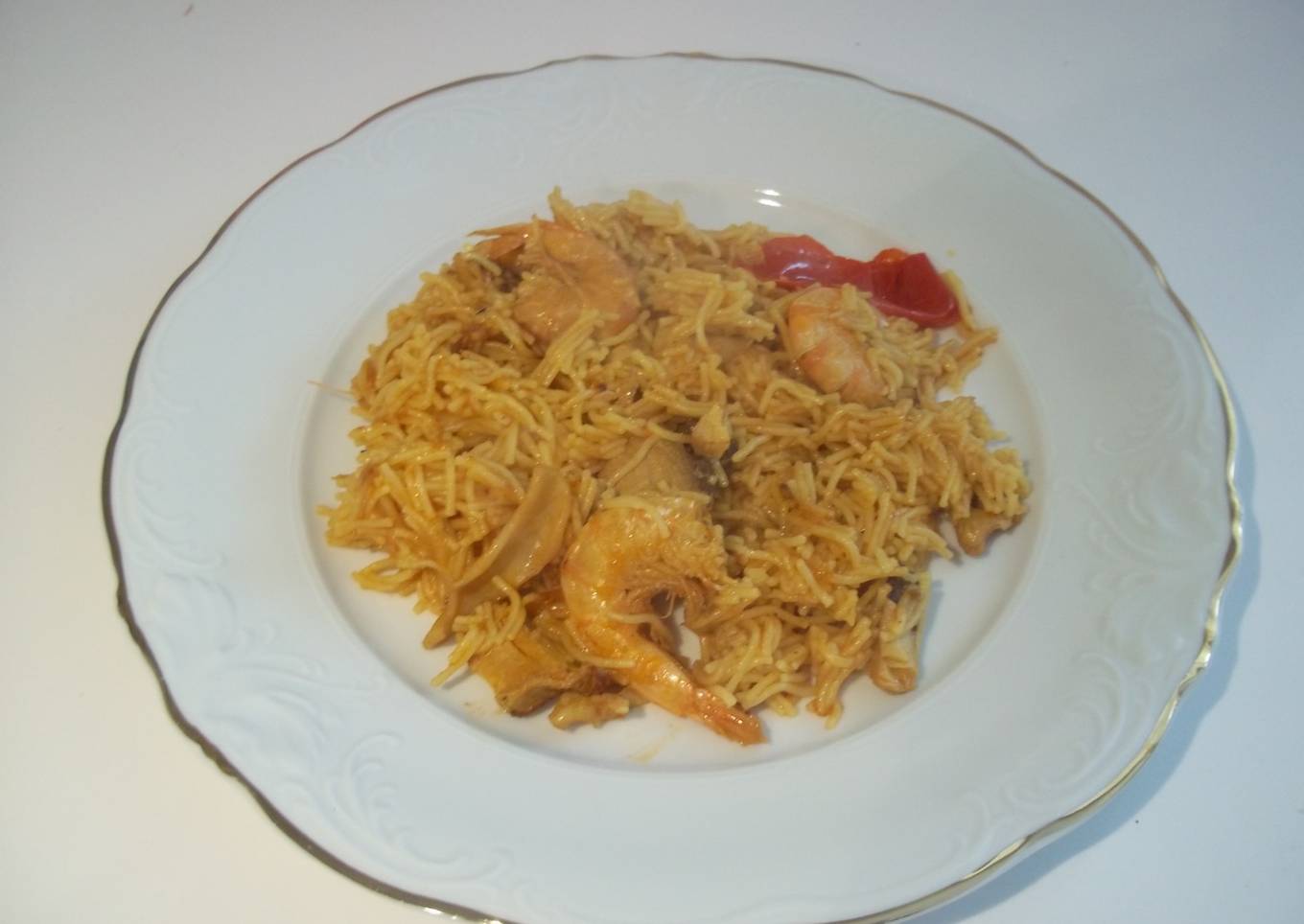 Fideuá de pasta fina<br />