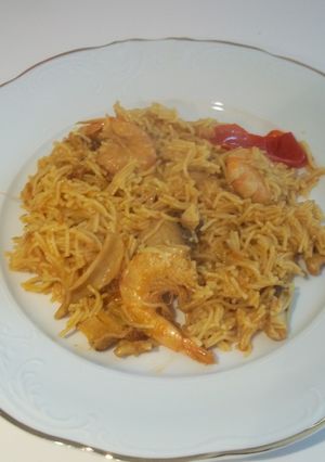 Una foto de Fideuá de pasta fina