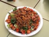 Ensalada con crujiente bacón y frutos secos
