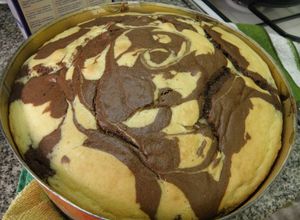 Una foto de Torta marmolada casera
