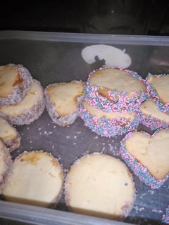 Una foto de Alfajores para una tarde lluviosa