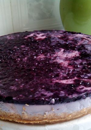 Una foto de Tarta de yogur y arándanos