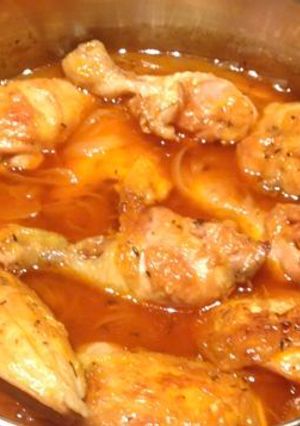 Una foto de Pollo a la cerveza rápido y económico