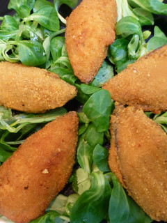 Una foto de Croquetas de mejillones o tigres